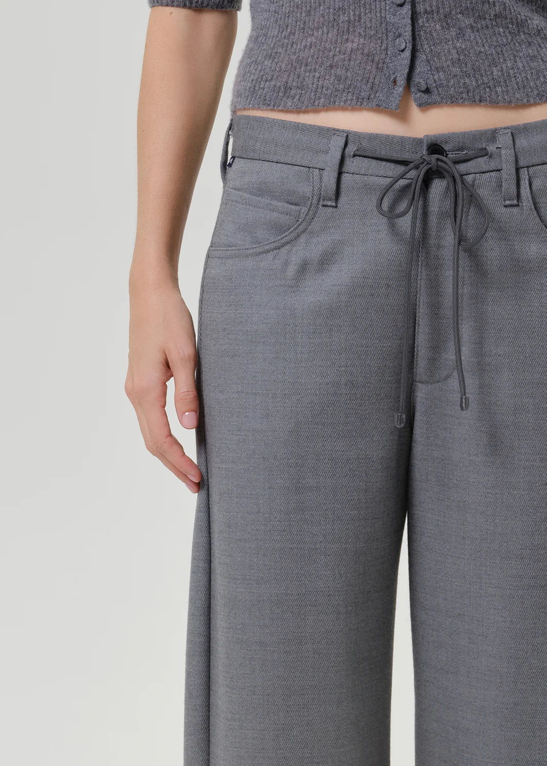 Brynn Drawstring Trouser in Gris
