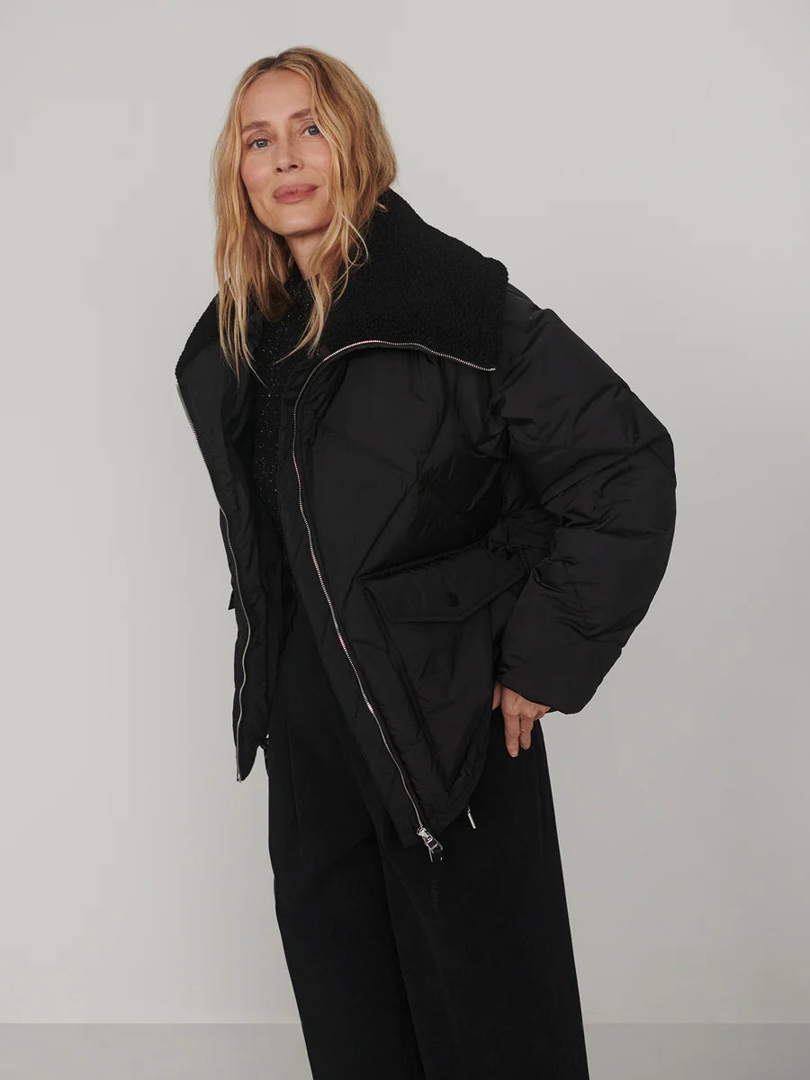 holbrook down puffer coat in black