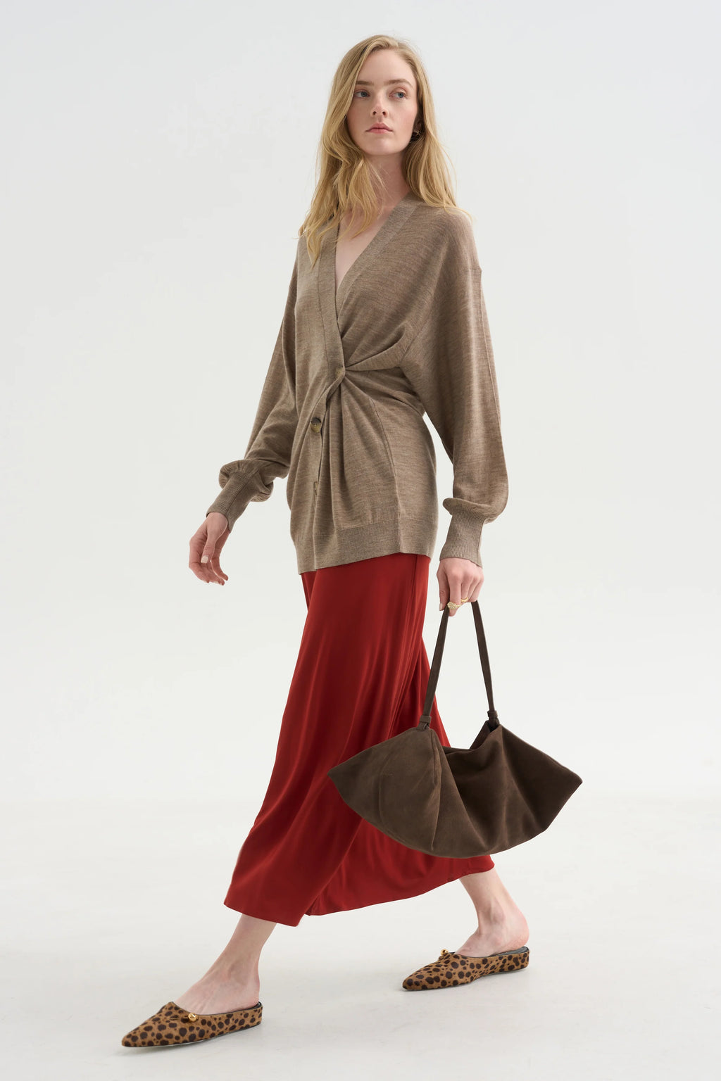 DRIPPY TISSUE CARDIGAN in camel