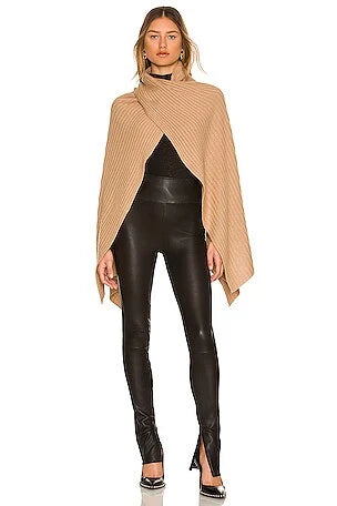 Ribbed Cape in Pita