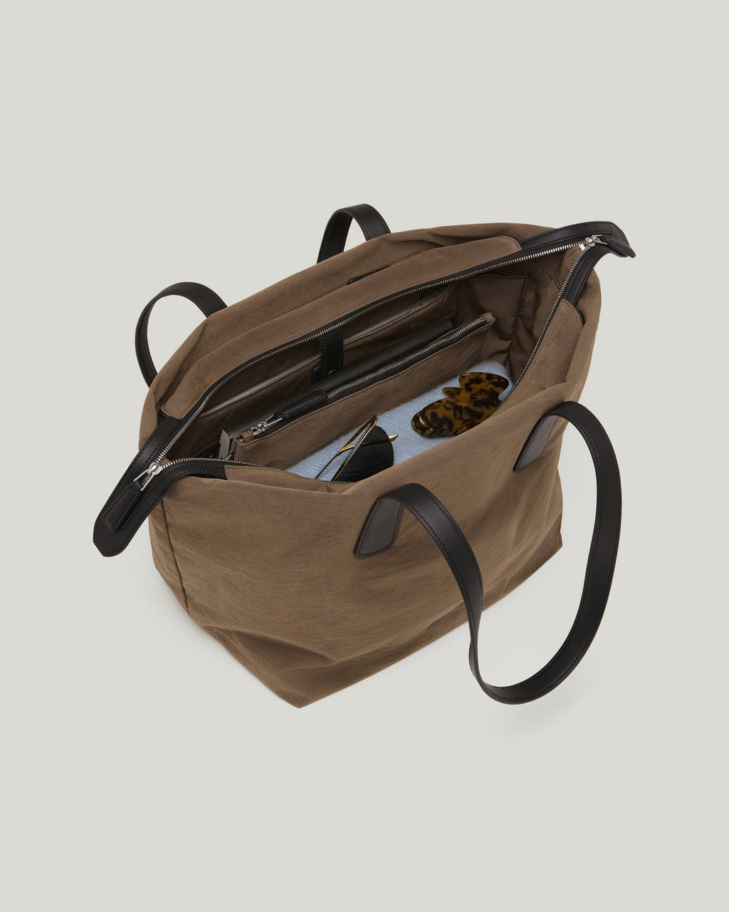 Essence City Tote in mink