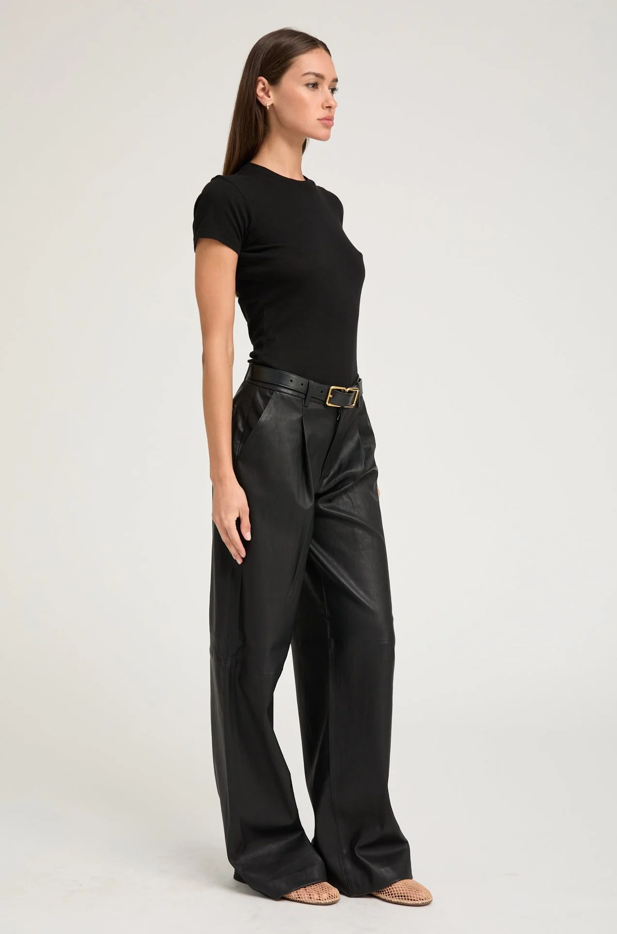 Baby tee in black