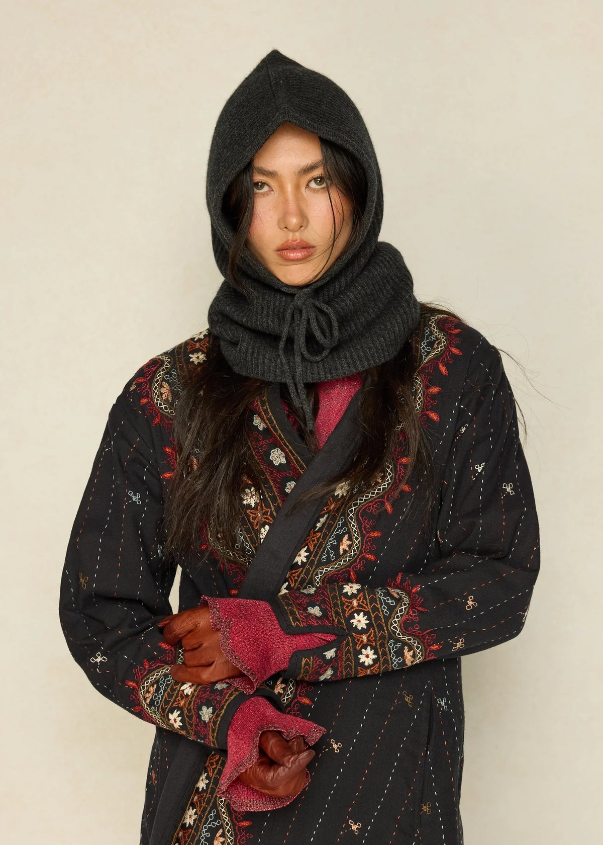 Ice Skate Hood in Charcoal