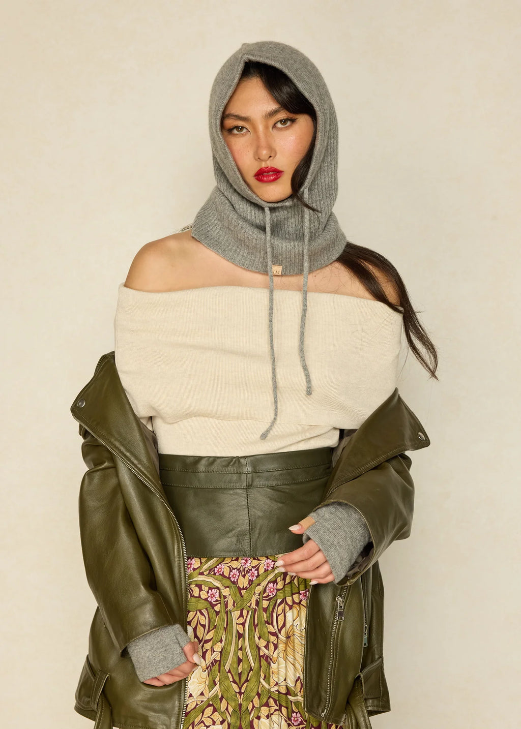 Ice Skate Hood in Mountain Peak