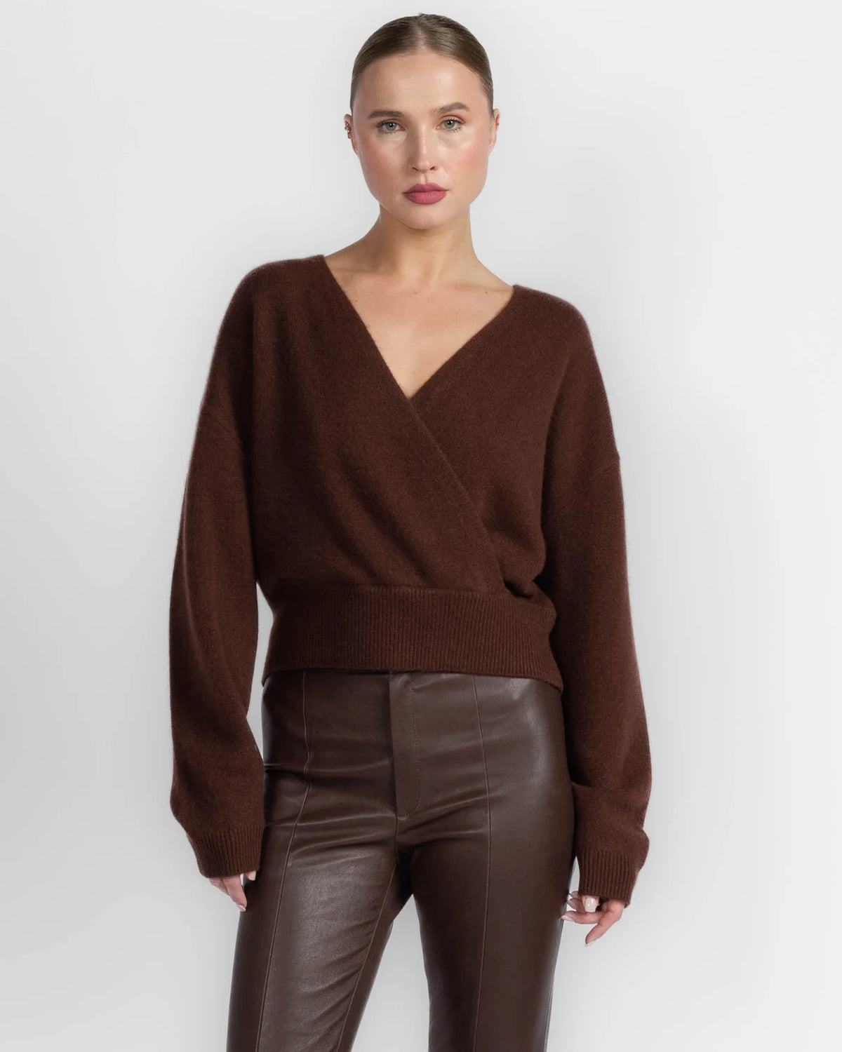 KODA WRAP CASHMERE SWEATER in CINNABAR