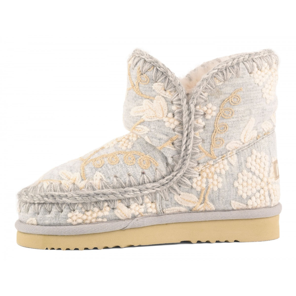 Eskimo 18 Heritage Bloom in Zinna Gris