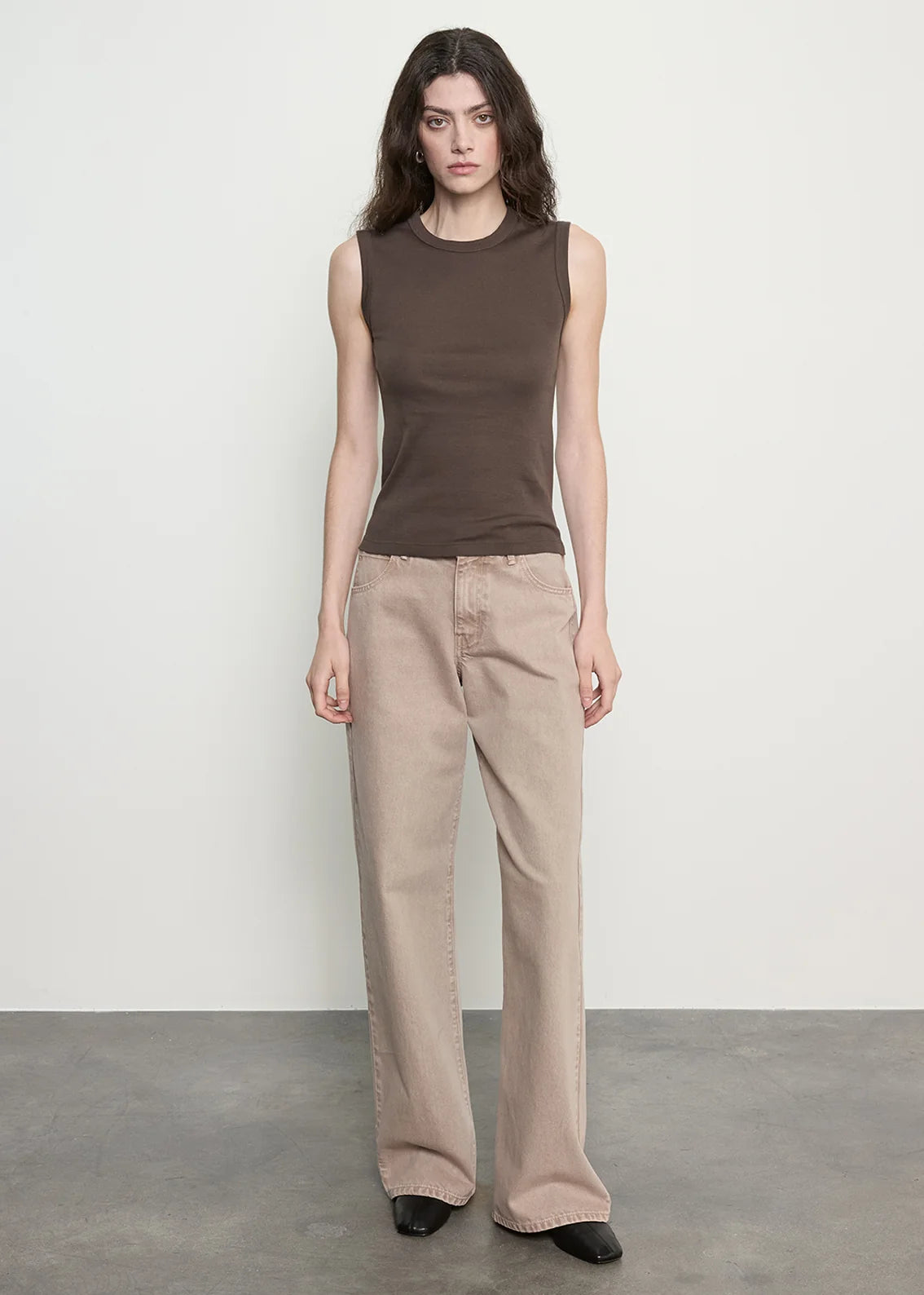 SUPIMA COTTON NEW CLASSIC SLEEVELESS TEE - espresso