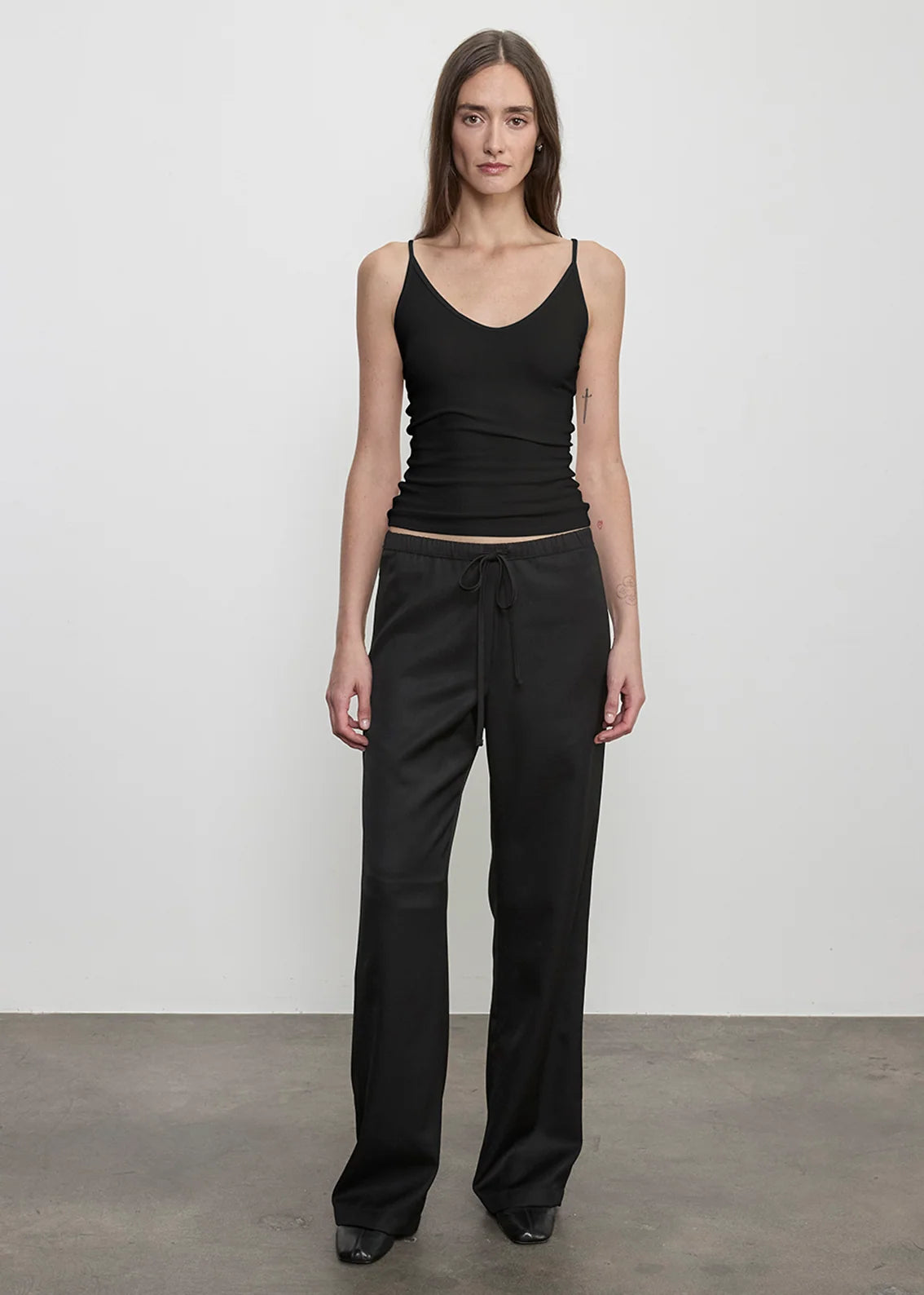 Fluid Silk Rib Cami in Black