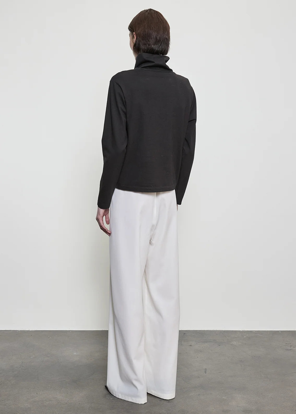ARCHITECTURAL HIGHNECK in Black