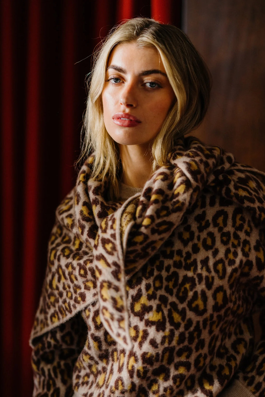 HARPER TRIANGLE LEOPARD SCARF
