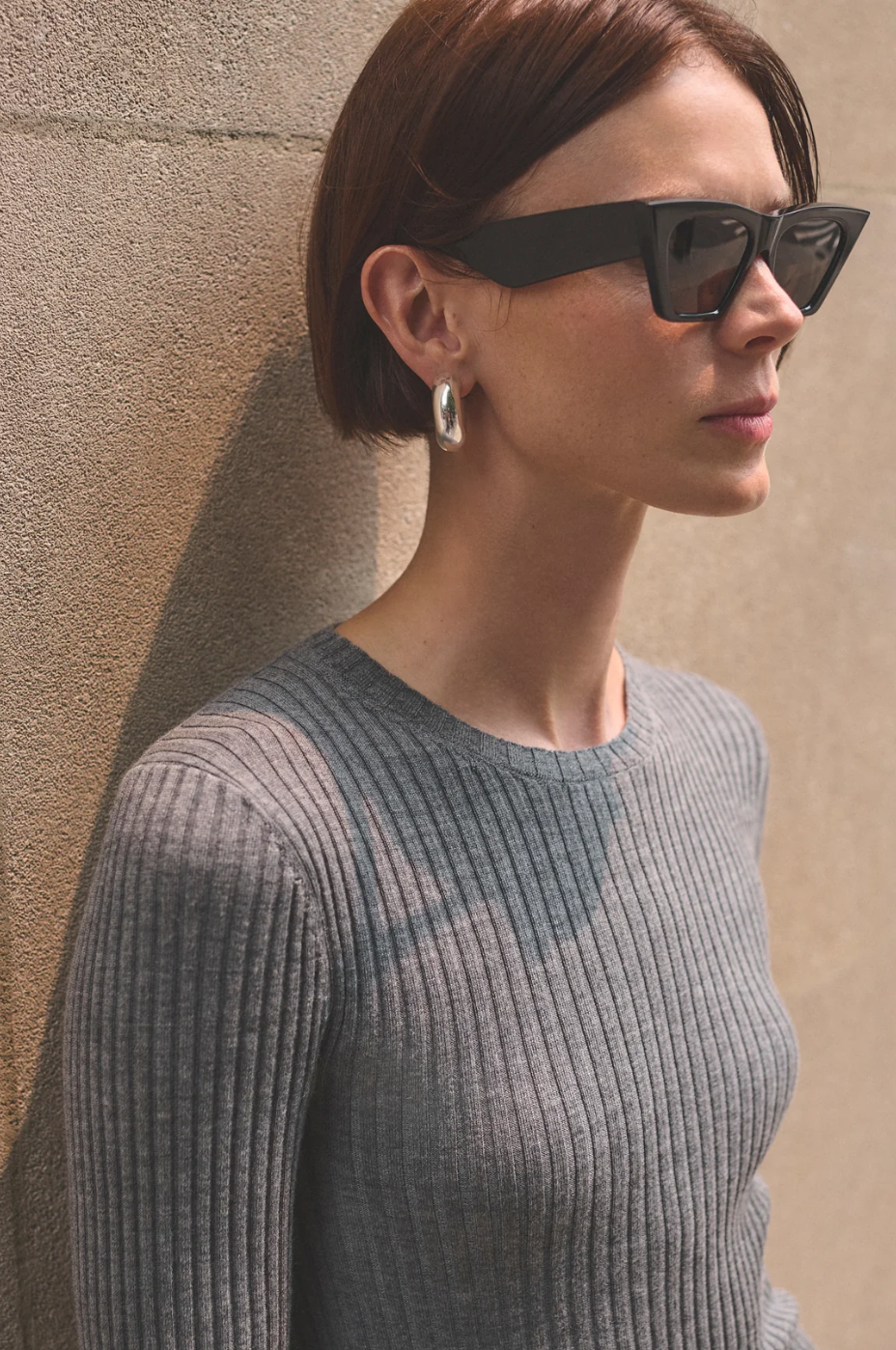 The Refined Ribbed Crew in Heather Smoke
