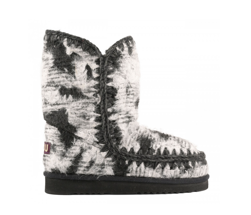 Eskimo 24 in Sigrid Black