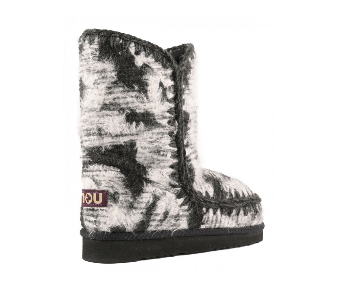 Eskimo 24 in Sigrid Black