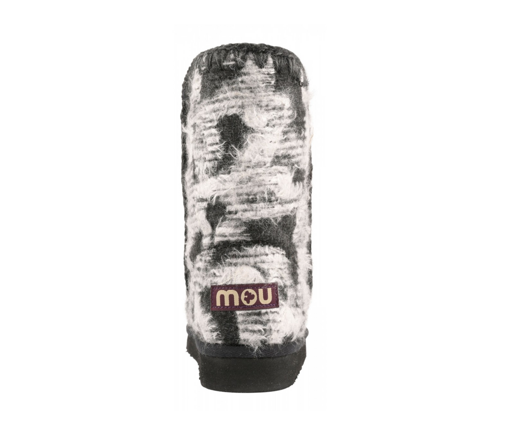 Eskimo 24 in Sigrid Black