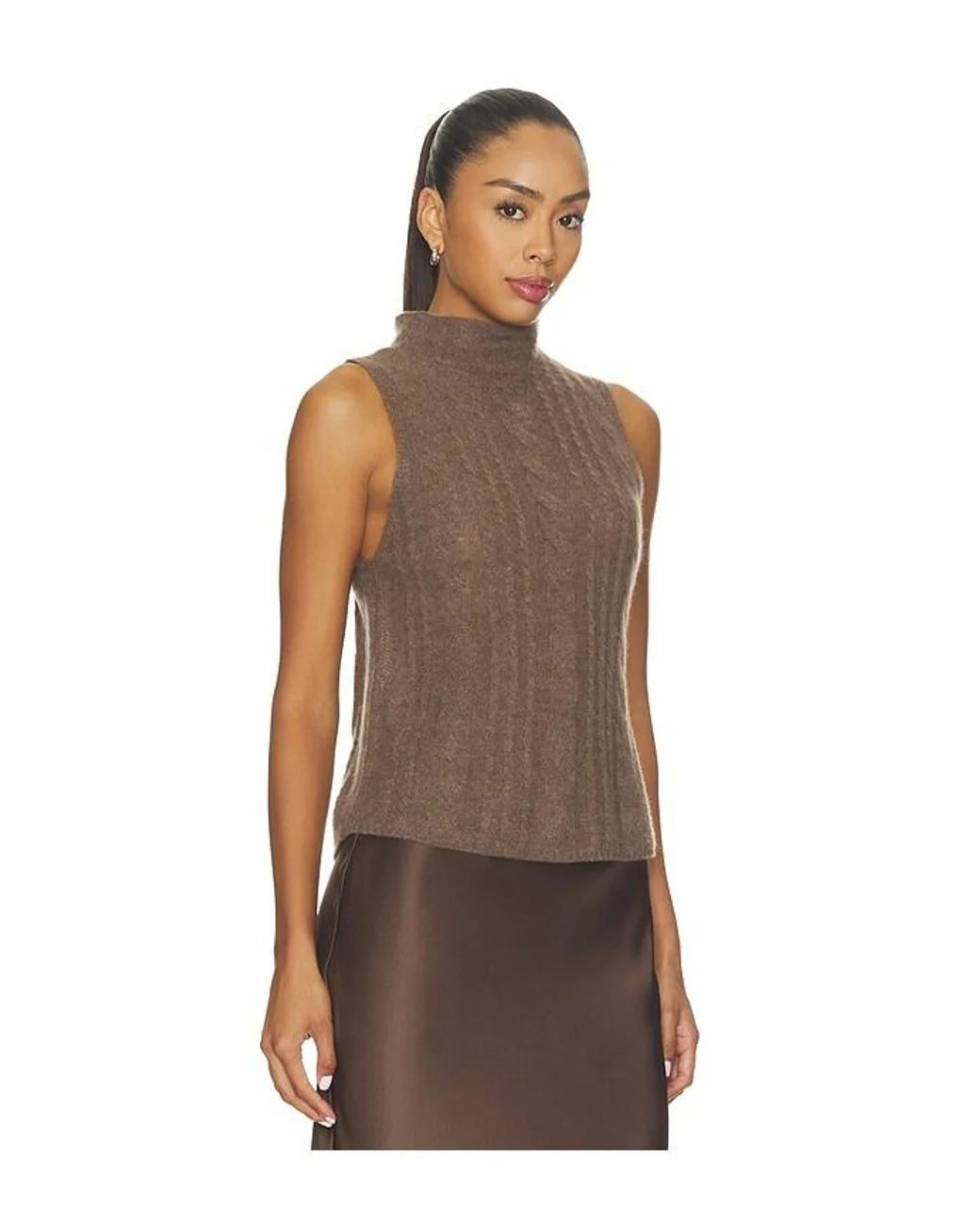 Salvia sleeveless in Swiss brown